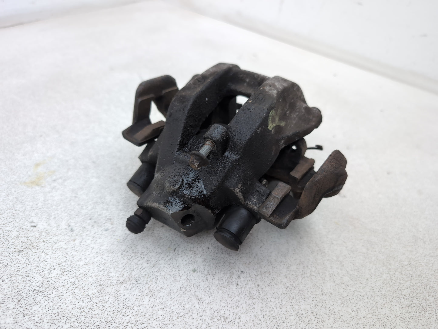 Mercedes-Benz E220 E-Class W212 Brake Caliper Rear Rh Driver Side 2009-2013 - photo 2