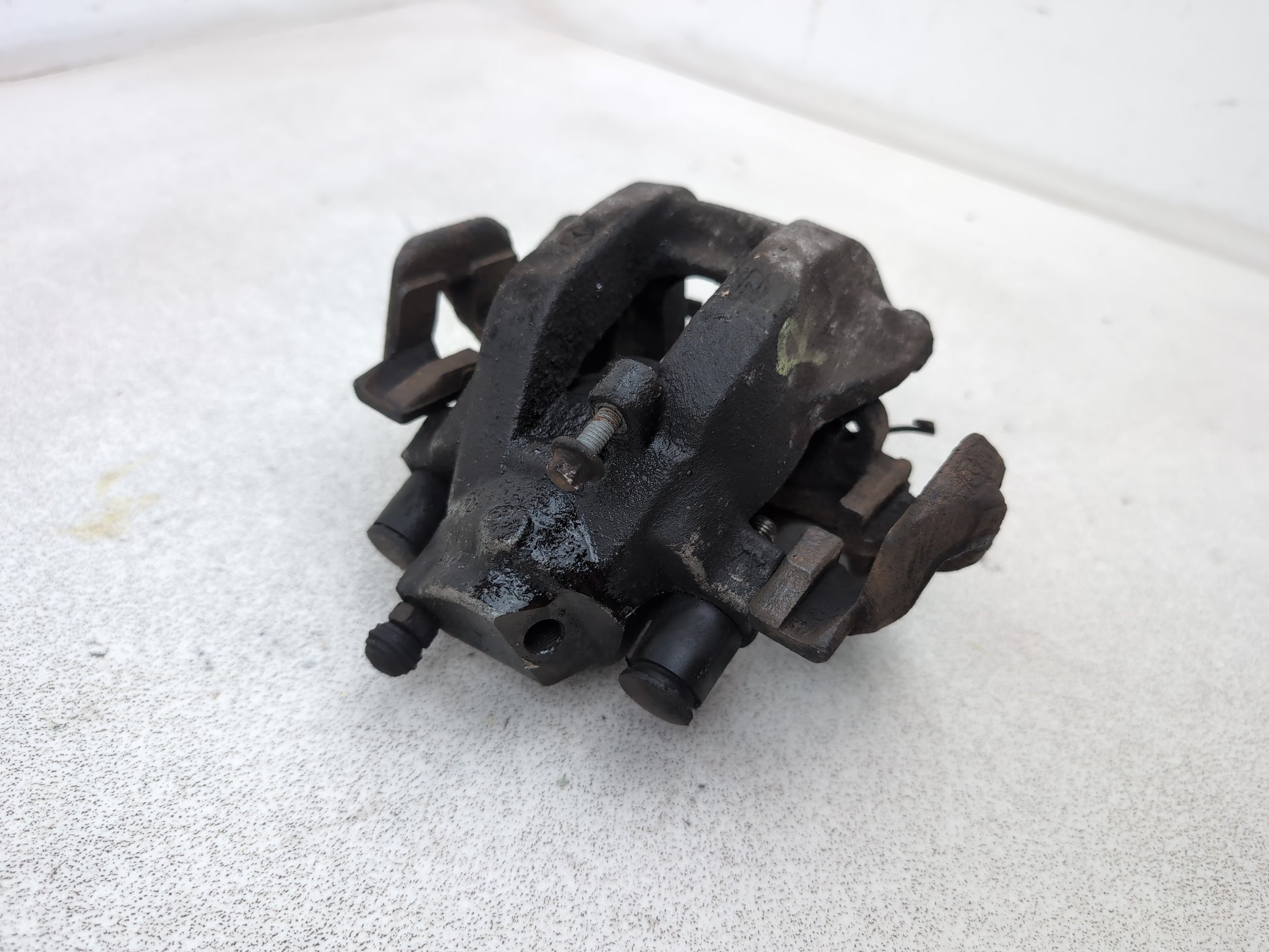 Mercedes-Benz E220 E-Class W212 Brake Caliper Rear Rh Driver Side 2009-2013 - photo 2
