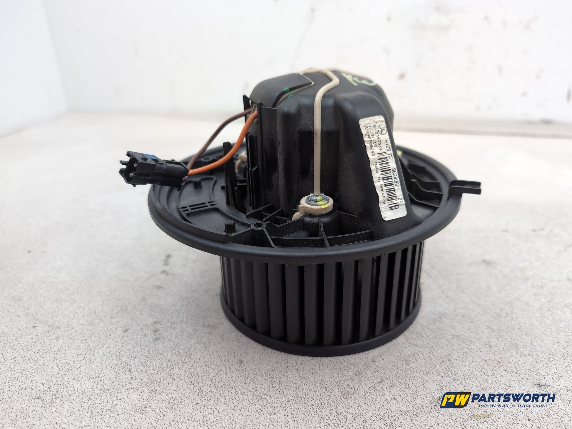 Mercedes-Benz B200 B-Class W245 Heater Blower Motor A1698200642 2005-2011 - photo 2