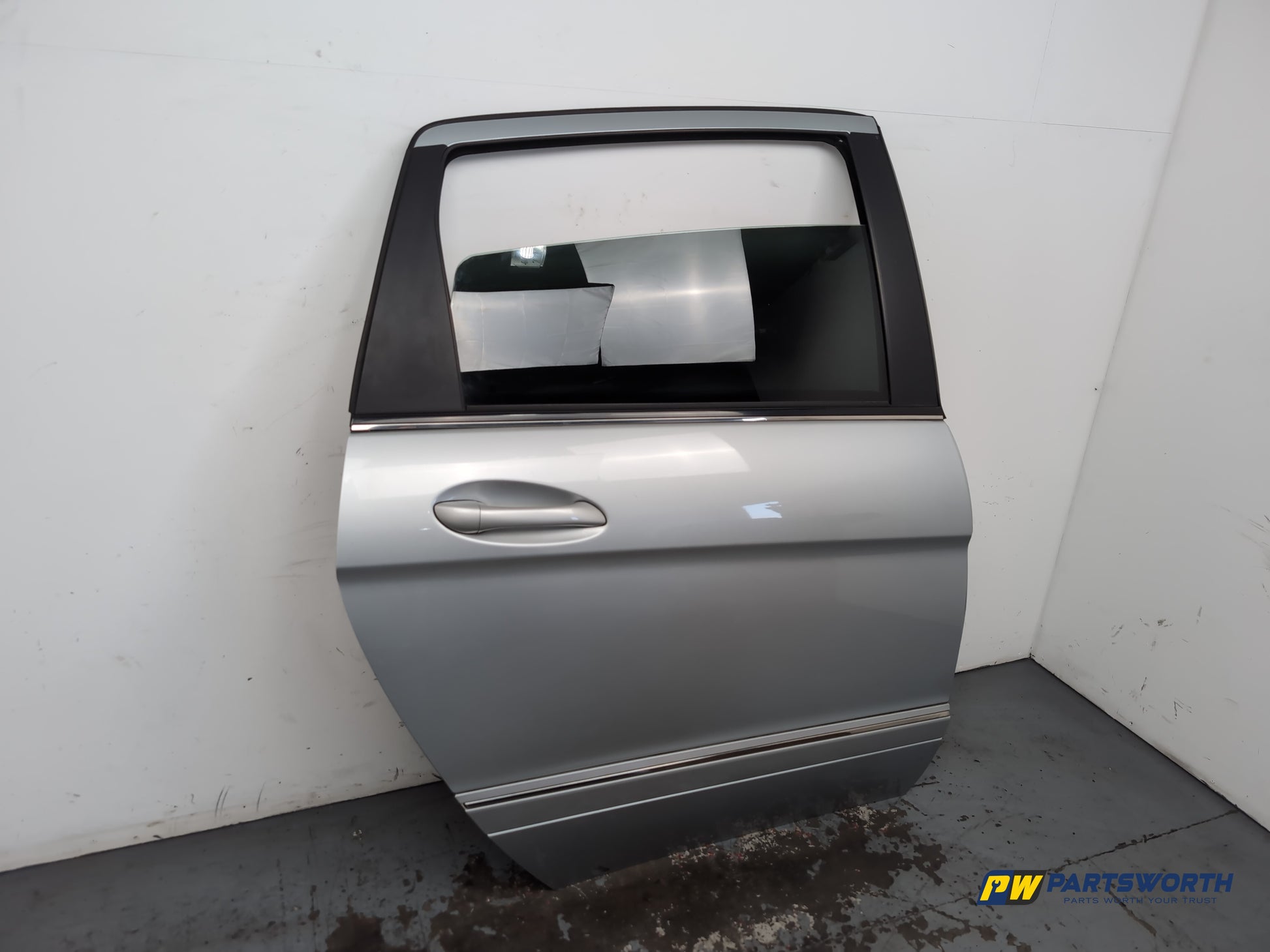 Mercedes-Benz B200 B-Class W245 Door Rear Rh Driver Side Silver 761 2005-2011 - photo 2