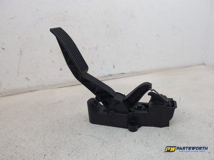 Mercedes-Benz B200 B-Class W245 Accelerator Pedal Throttle A1693000604 2005-2011 - photo 8