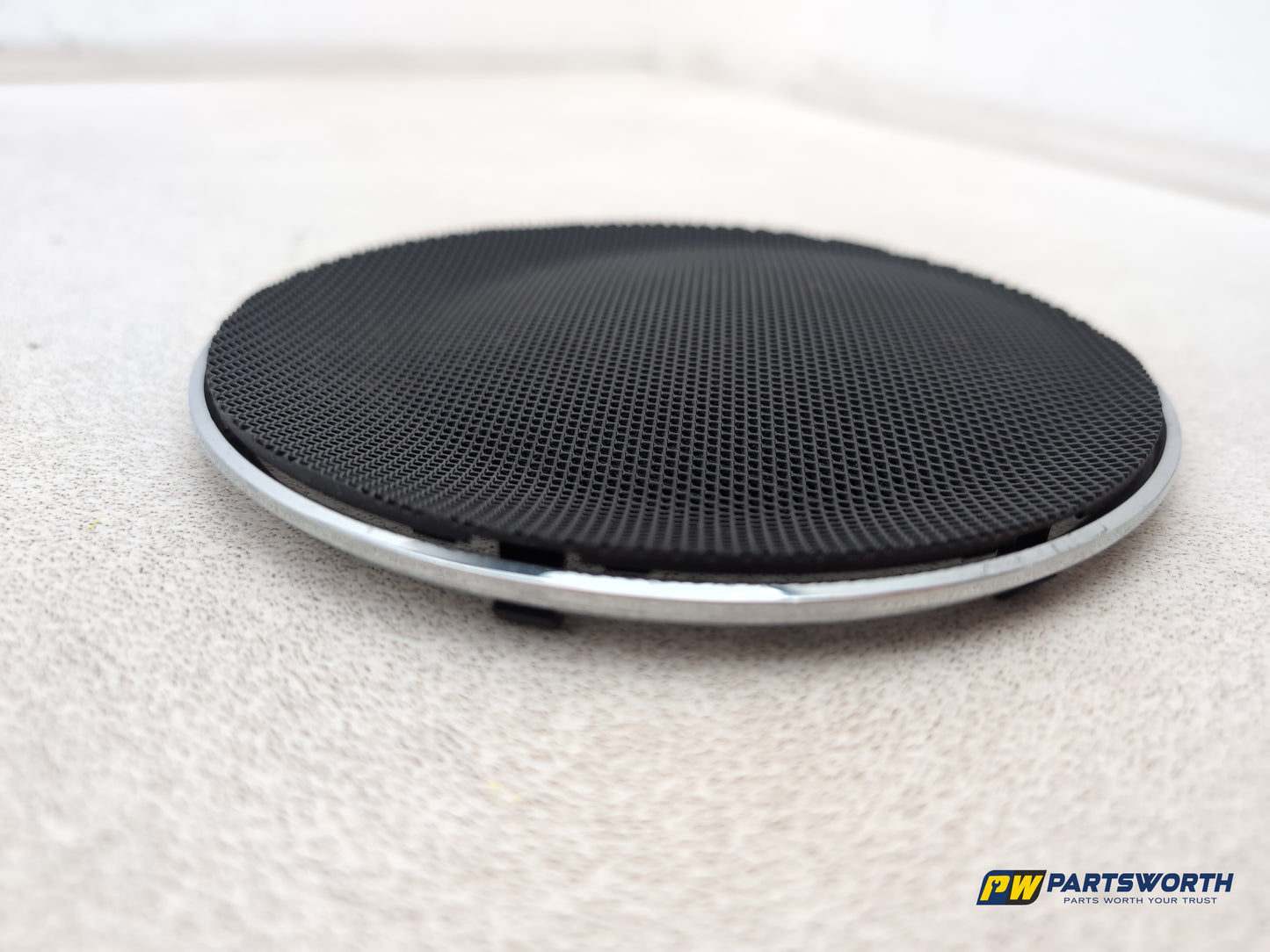 Mercedes-Benz B200 B-Class W245 Large Front Door Speaker Cover Grille Trim - photo 2