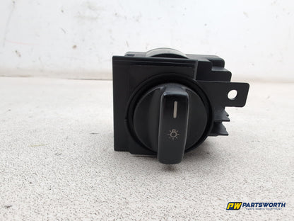 Mercedes-Benz B200 B-Class W245 Sport Cdi Headlamp Switch 1695453004 2005-2011 - photo 9