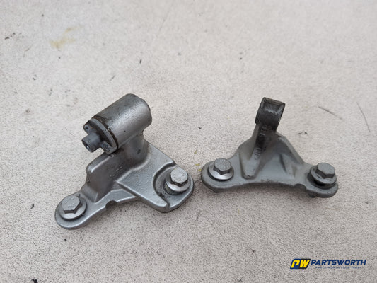 LH Front Door Hinge Pair  2