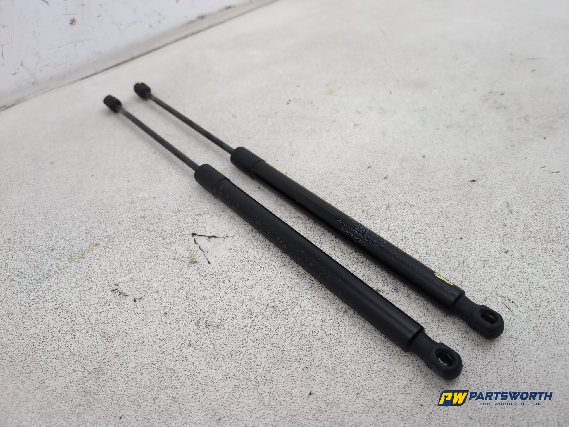 Mercedes-Benz B200 B-Class W245 Tailgate Gas Spring Damper A1699800964 2005-2011 - photo 2