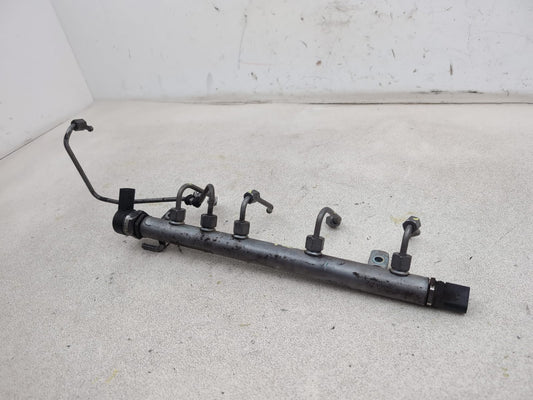 Fuel Rail 2