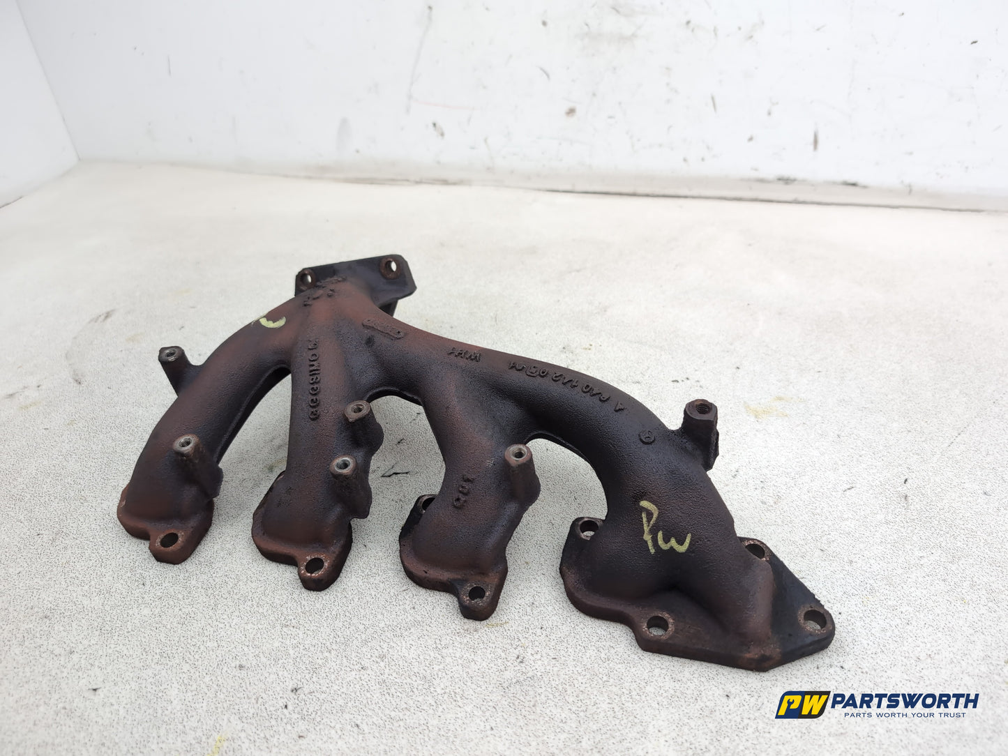Mercedes-Benz B200 B-Class W245 2.0l Diesel Exhaust Manifold A6401420501 - photo 2