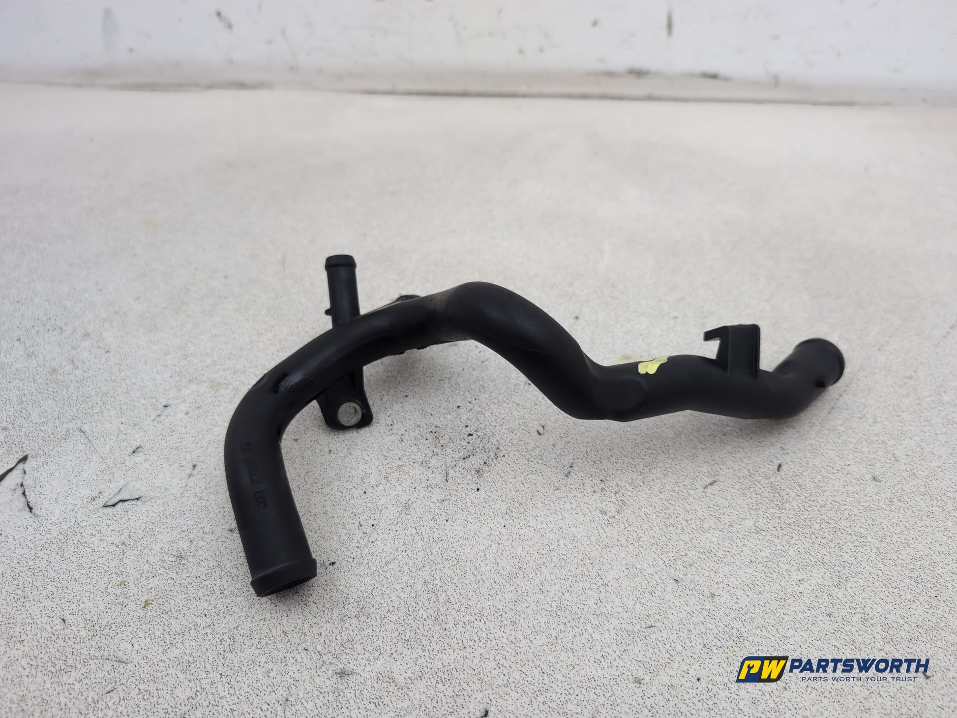Mercedes-Benz B200 B-Class W245 2.0l Diesel Coolant Hose Pipe A6402001452 - photo 2