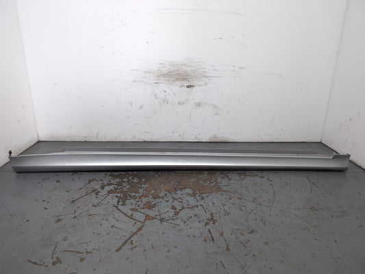 Mercedes-Benz B200 Sport B-Class W245 Mpv Side Skirt Lh Passenger Side Silver - photo 2