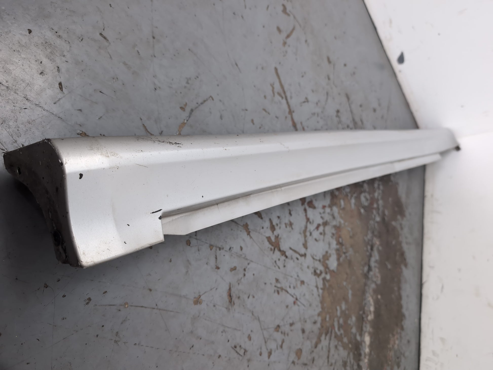 Mercedes-Benz B200 Sport B-Class W245 Mpv Side Skirt Lh Passenger Side Silver - photo 8