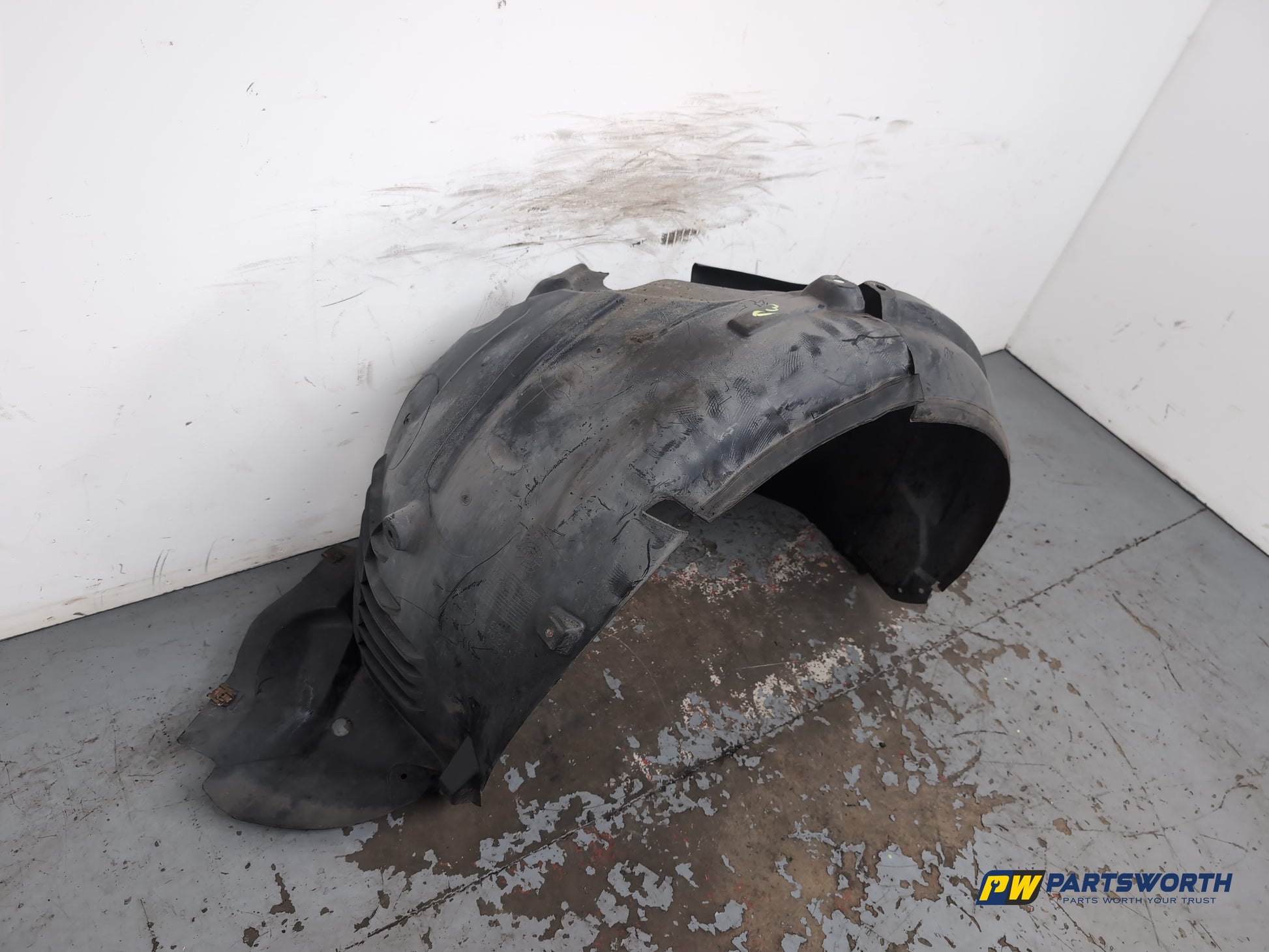 Mercedes E-Class W212 Moulding Wheel Arch Front Lh Passenger Side A2126903030 - photo 8
