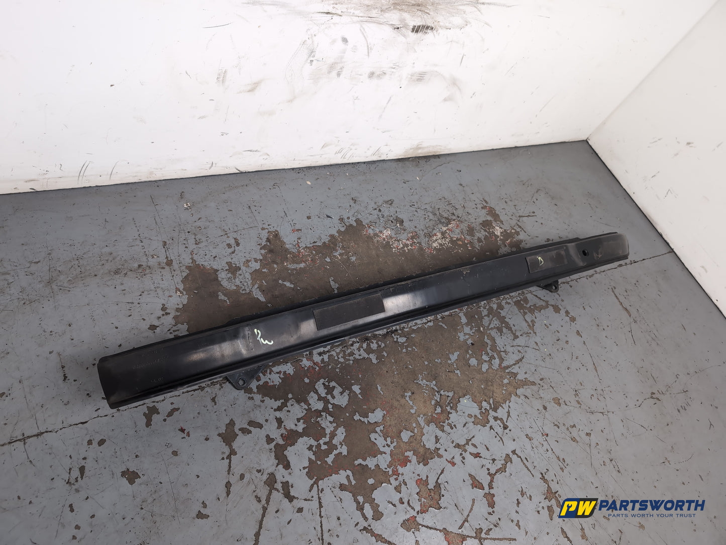 Mercedes-Benz B200 B-Class W245 2.0l Diesel Rear Bumper Crash Bar Reinforcement - photo 2