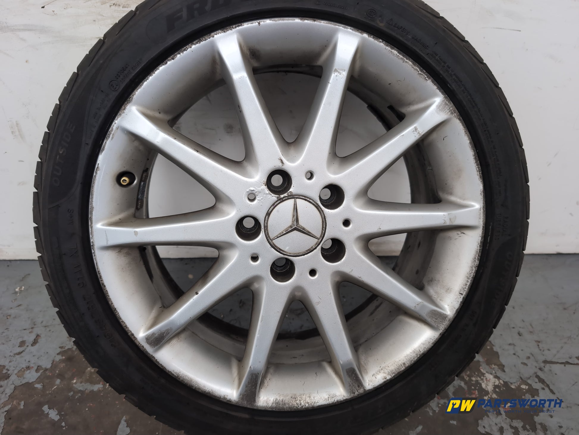 Mercedes-Benz B200 B-Class W245 Wheel With Tyre 215/45 R17 A1694010702 - photo 2