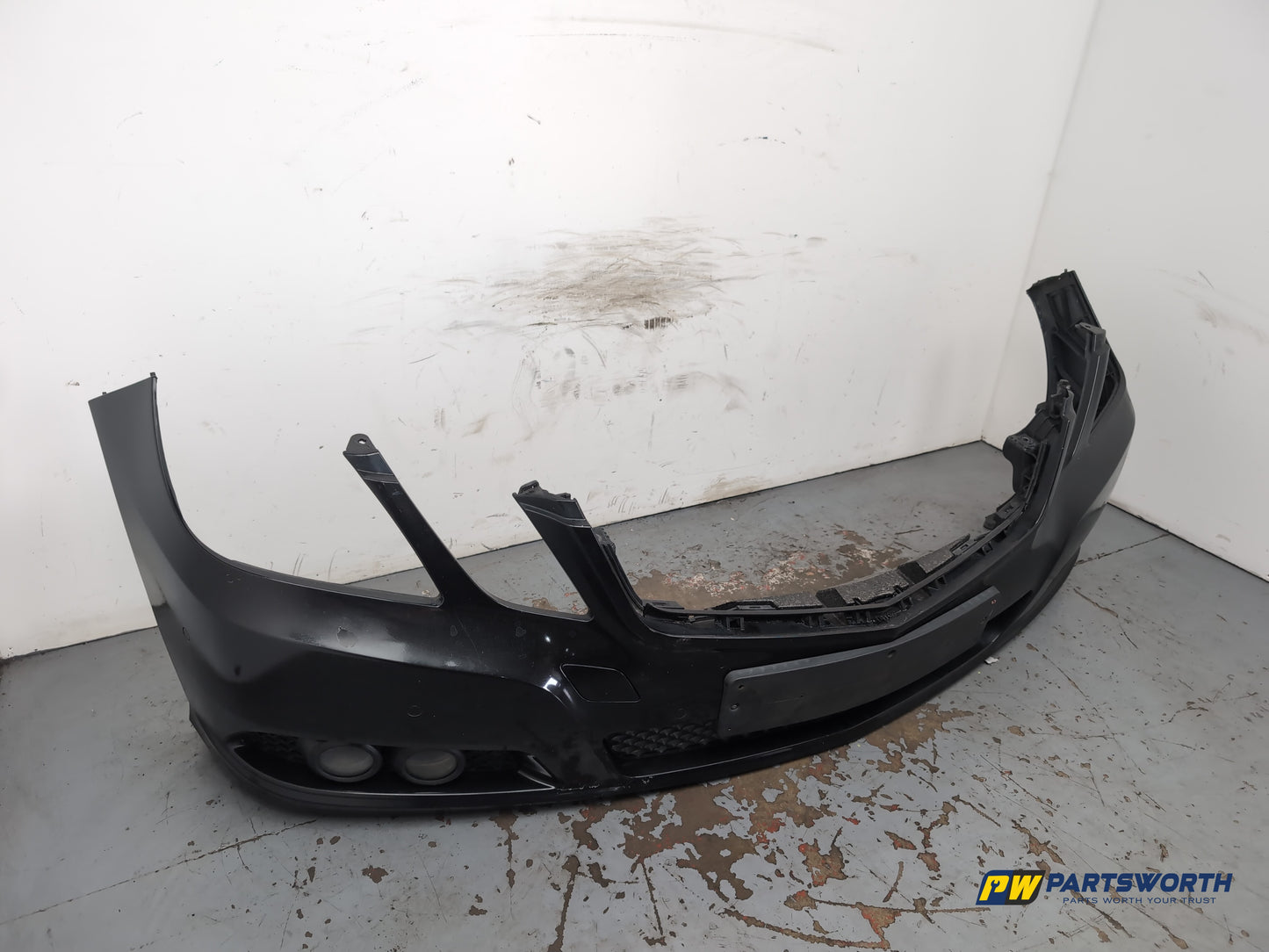 Mercedes-Benz E220 E-Class W212 Saloon Front Bumper Obsidian Black Metallic C197 - photo 2