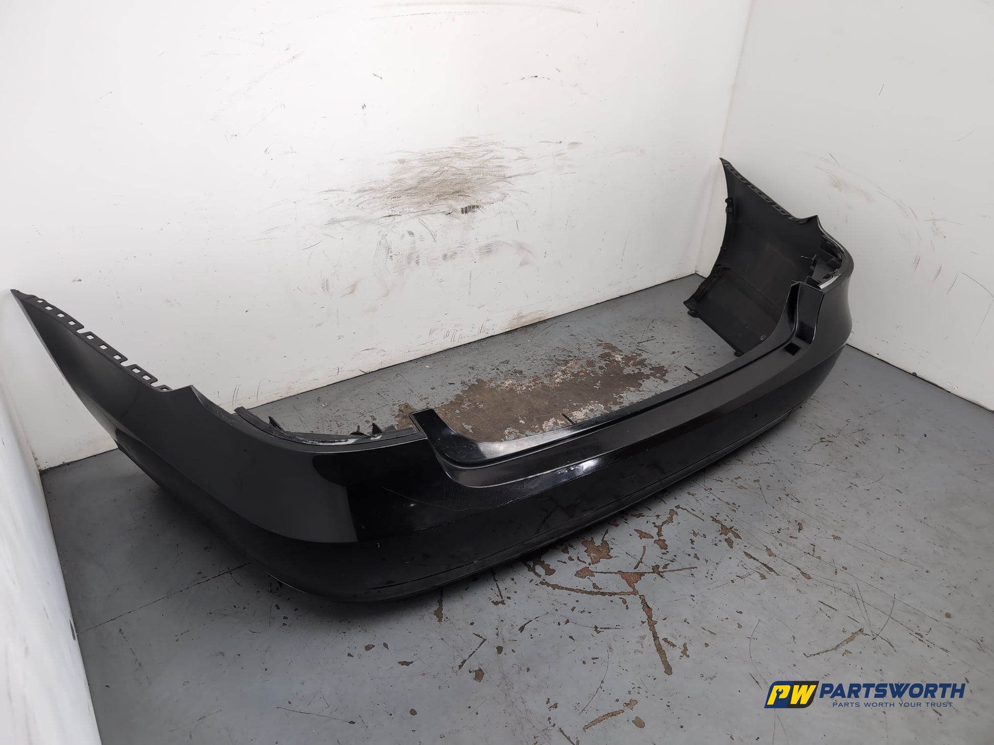Mercedes-Benz E220 E-Class W212 Saloon Rear Bumper Obsidian Black Metallic C197 - photo 2