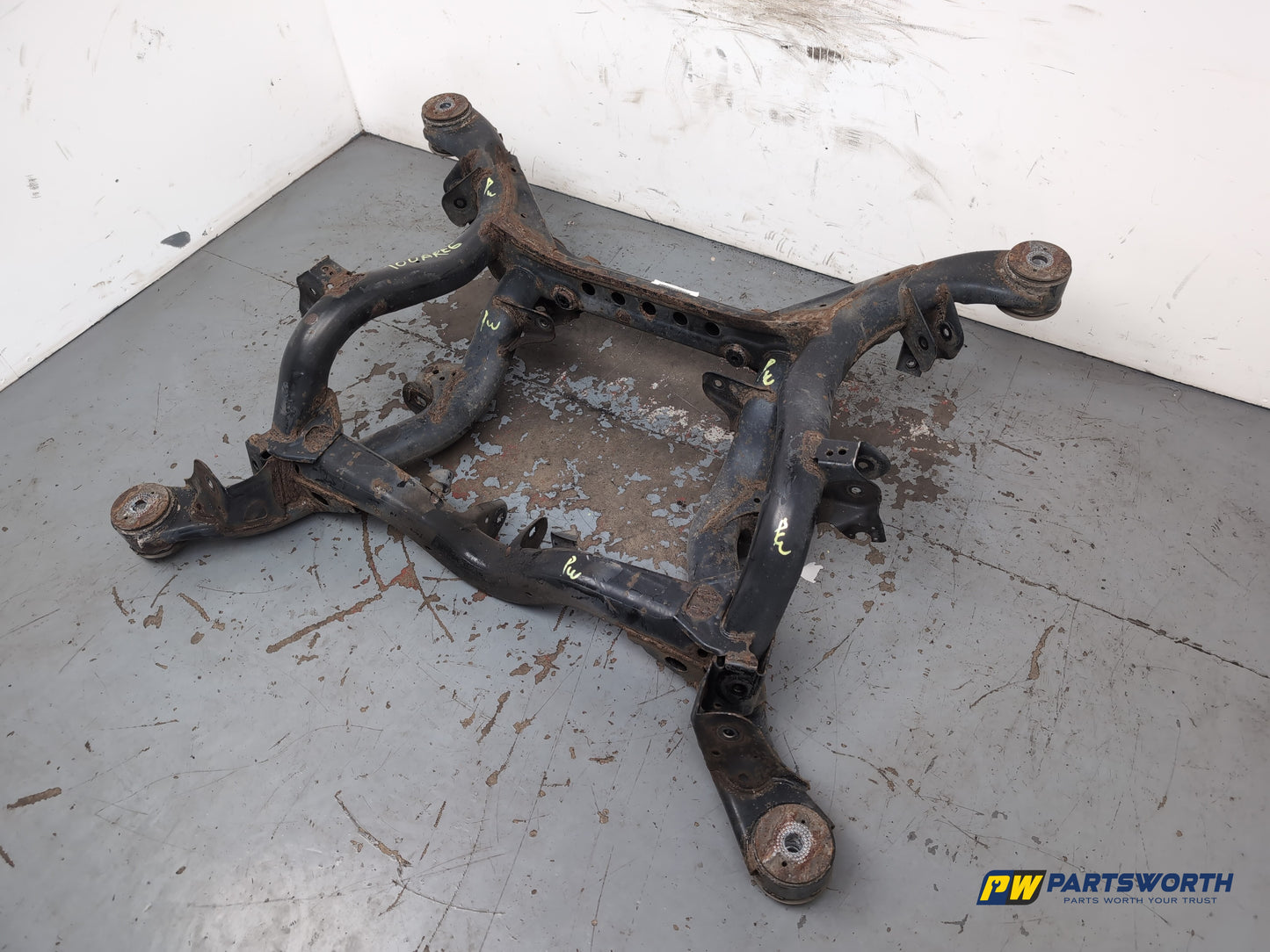 Volkswagen Touareg Altitude V6 Tdi 3.0l Diesel Subframe Asswmbly Rear 2007-2010 - photo 2