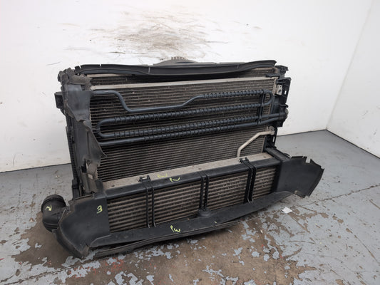Mercedes-Benz E220 E-Class W212 Automatic Complete Radiator Pack 2009-2013 - photo 2