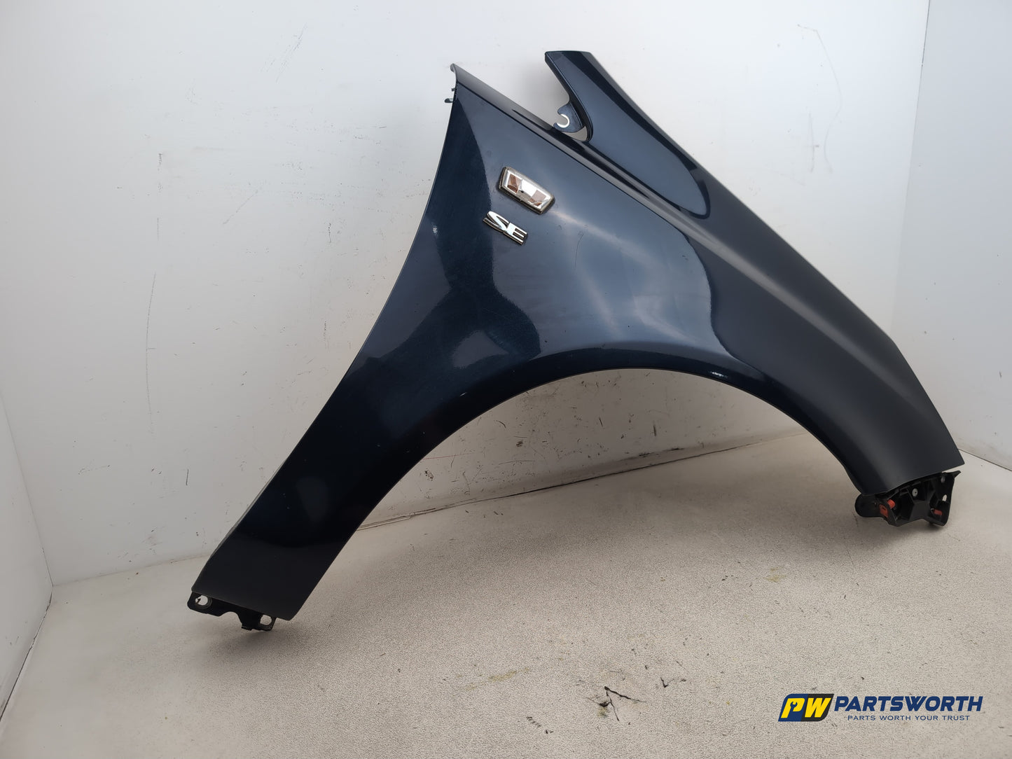 Wing Front RH 2