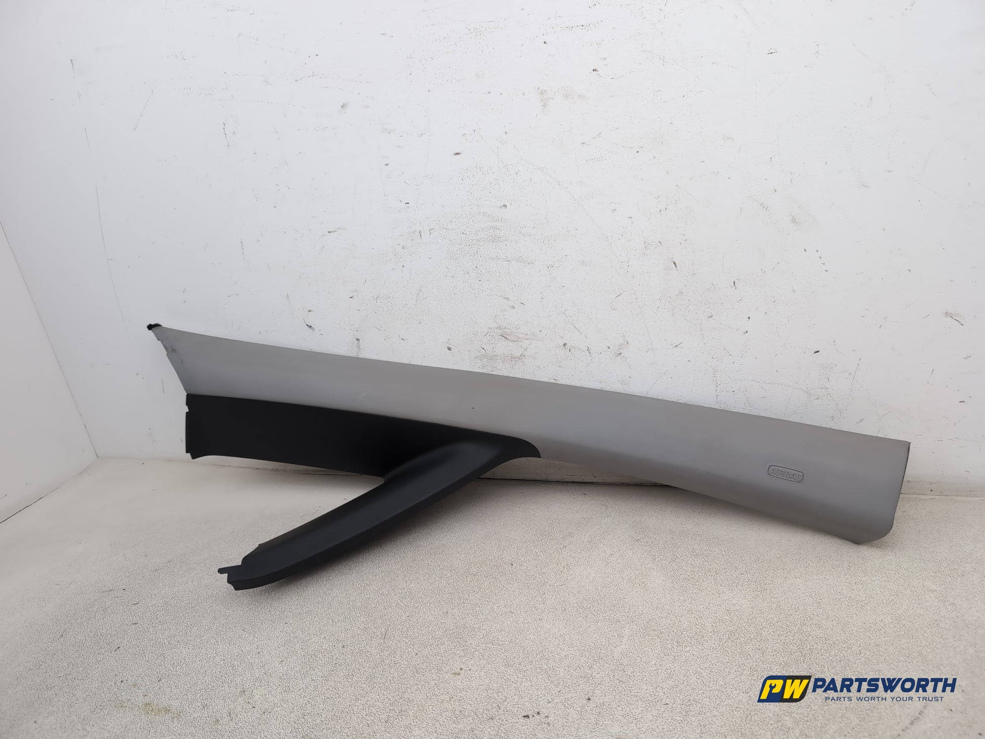 Vauxhall Corsa Se Driver Side Rh A Pillar Trim 13180563 2006-2014 - photo 2