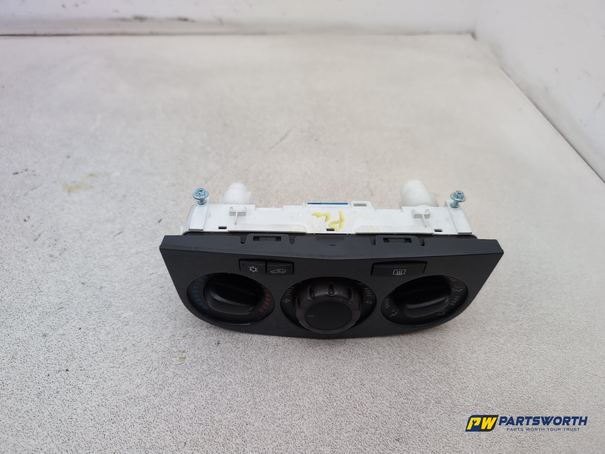 Vauxhall Corsa Se Heater Control Assembly 2006-2014 - photo 2
