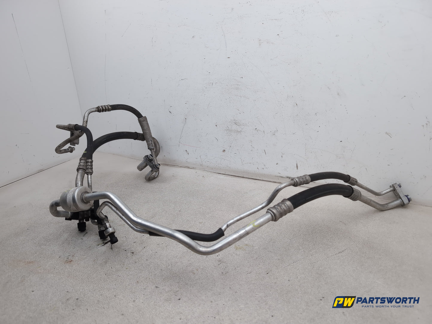 Vauxhall Corsa Se 1.2l Petrol Air Conditioning Pipes Set 2006-2014 - photo 2