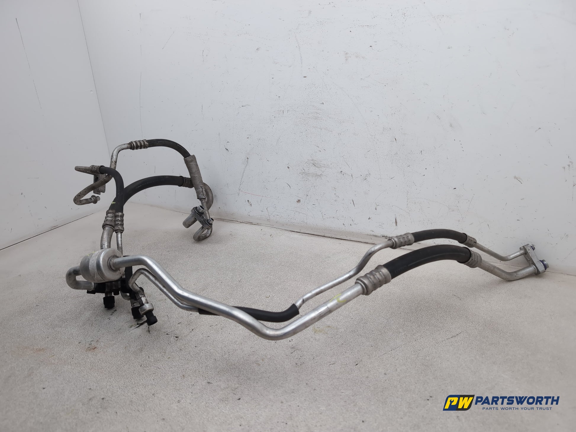 Vauxhall Corsa Se 1.2l Petrol Air Conditioning Pipes Set 2006-2014 - photo 2
