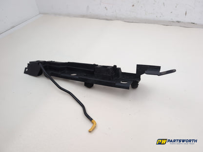 Vauxhall Corsa Se Bonnet Stay Rod Bracket Front Left Side 13395918 2006-2014 - photo 2