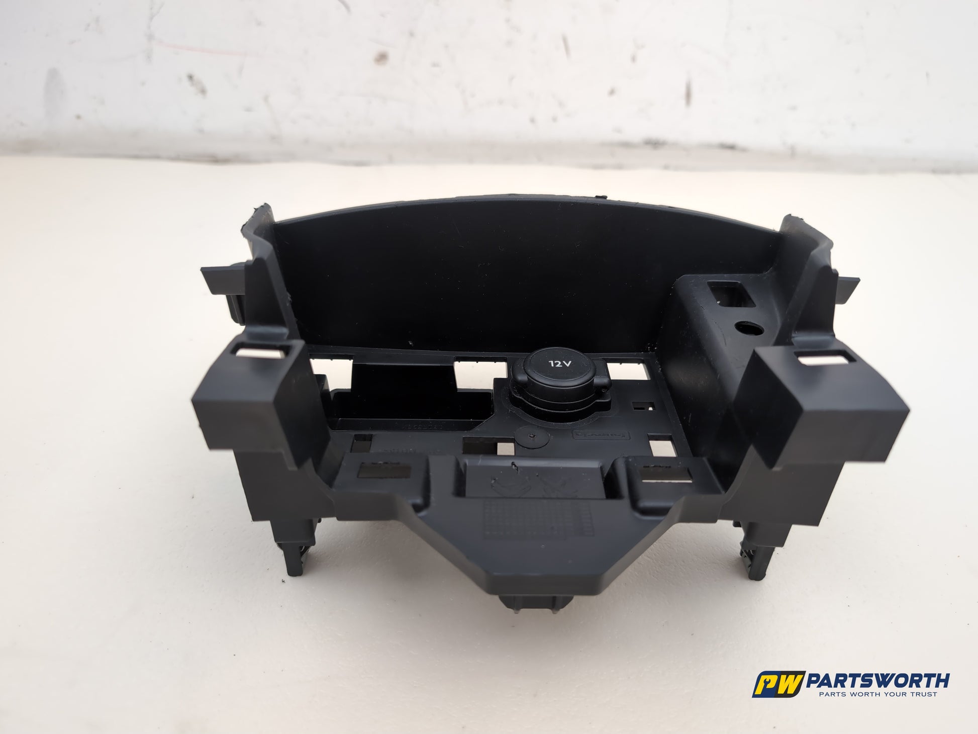 Peugeot 308 Allure Blue Hdi Power Outlet Trim Storage Compartment 9803434777 - photo 2