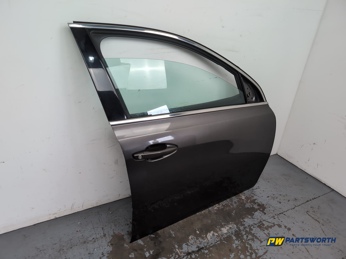 Door Front RH 2