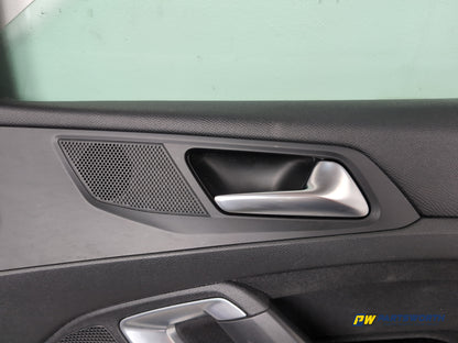 Door Front RH 8
