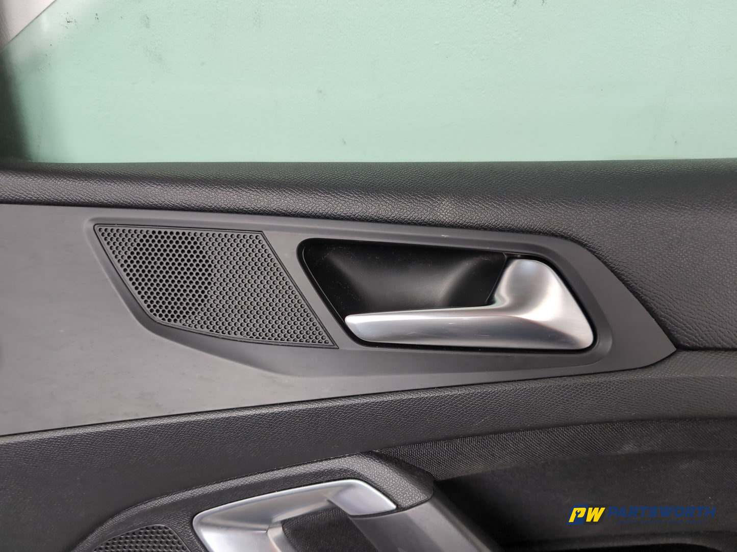 Door Front RH 8