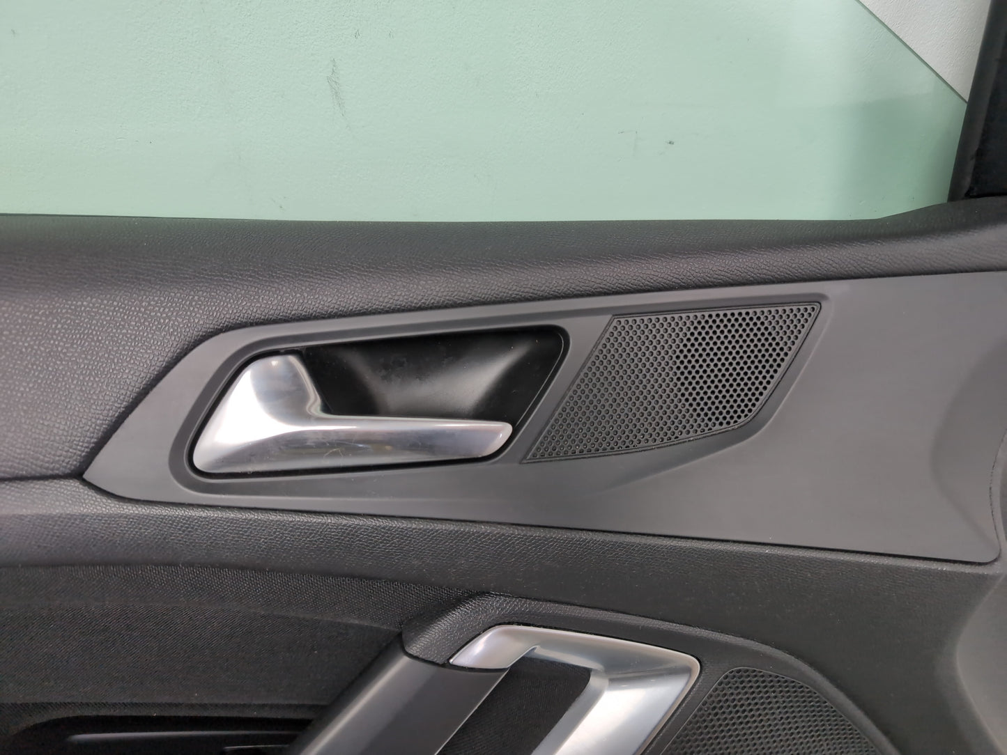 Door Front LH 8