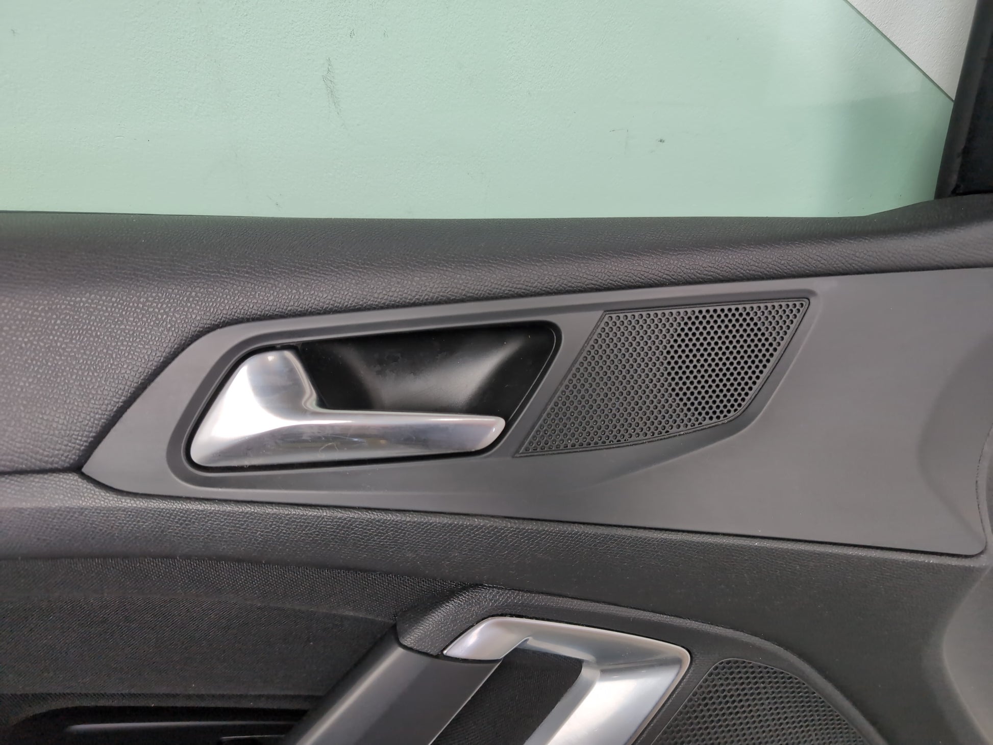 Door Front LH 8