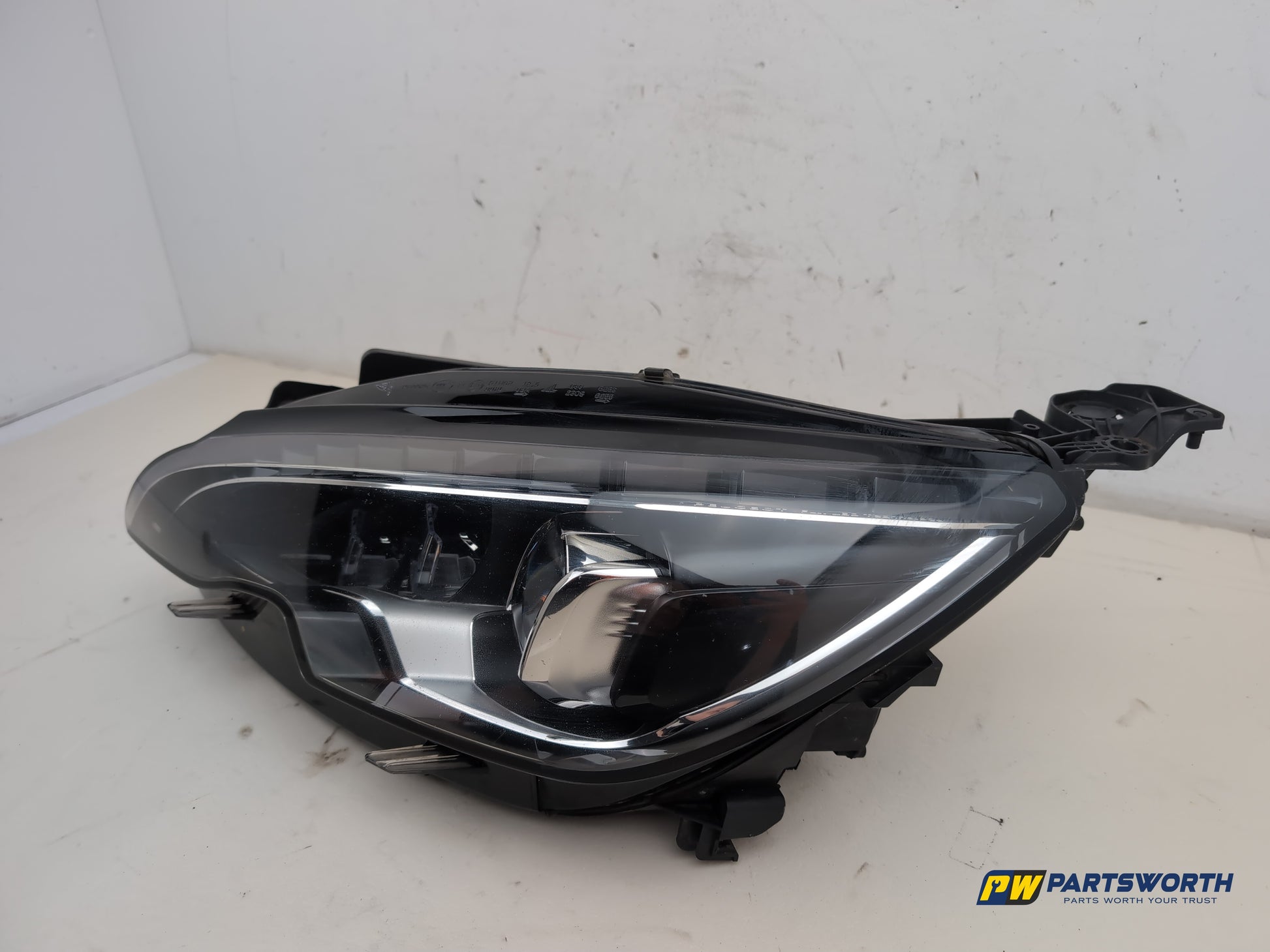 Peugeot 308 Allure Blue Hdi Xenon Headlight Headlamp Lh Passenger 9800546480 - photo 2