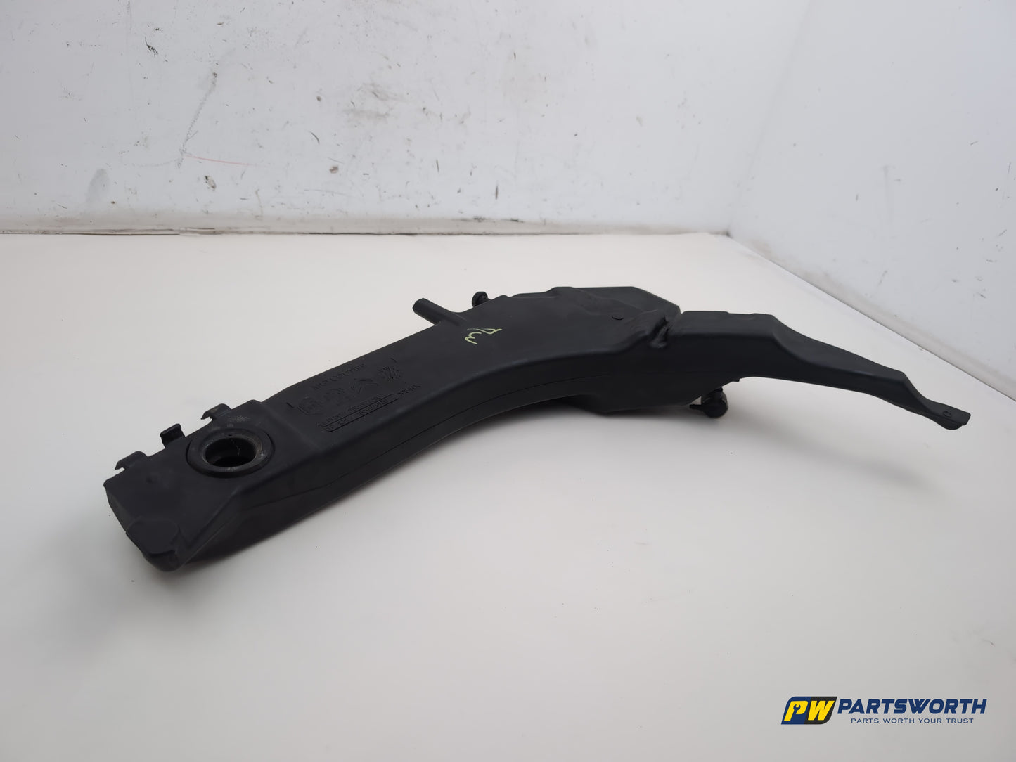 Peugeot 308 Allure Blue Hdi Washer Bottle Screen 9801927380 2013-2021 - photo 2