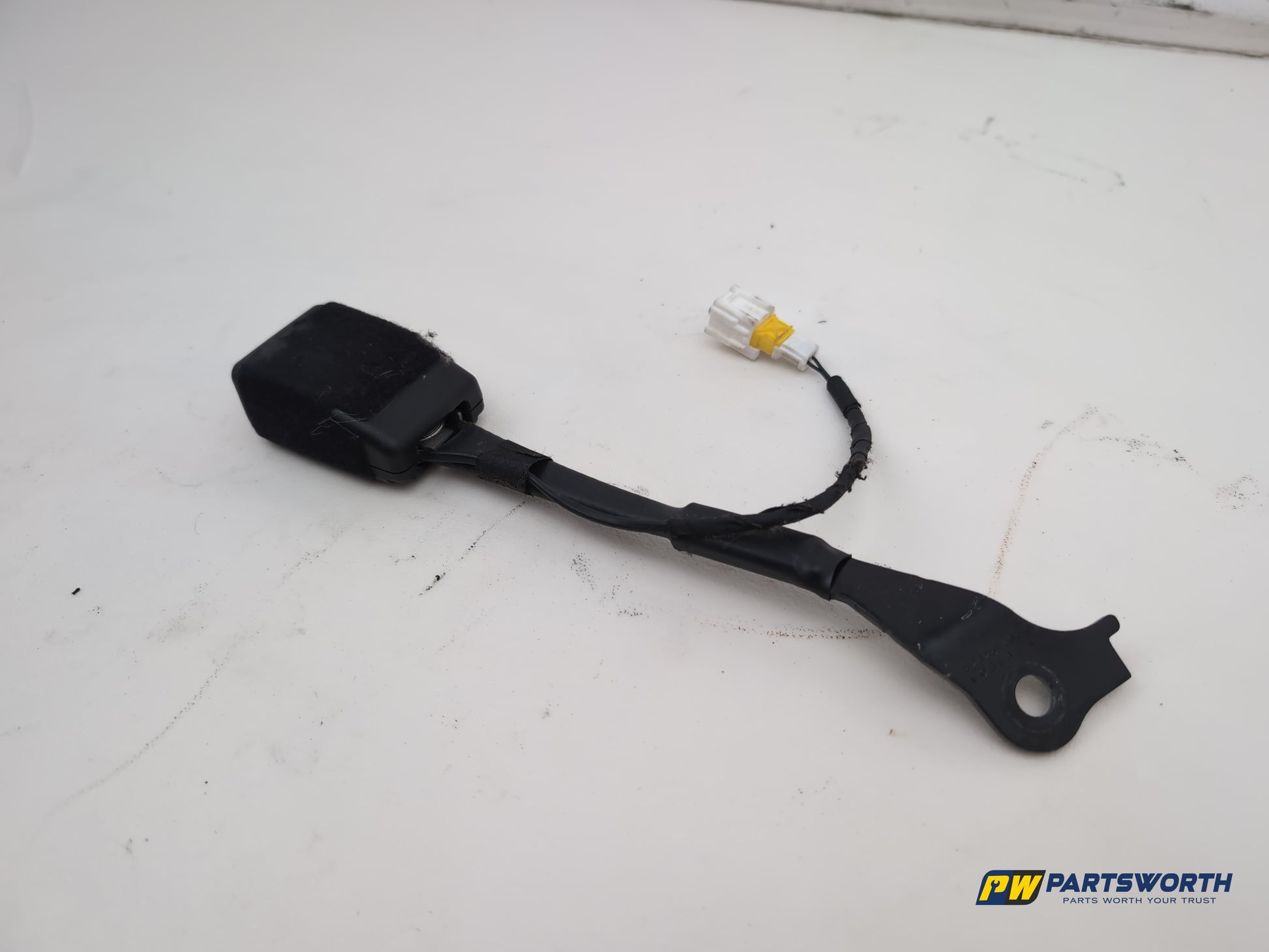 Peugeot 308 Allure Blue Hdi Seat Belt Buckle Front Rh Driver Side 624287400 - photo 2