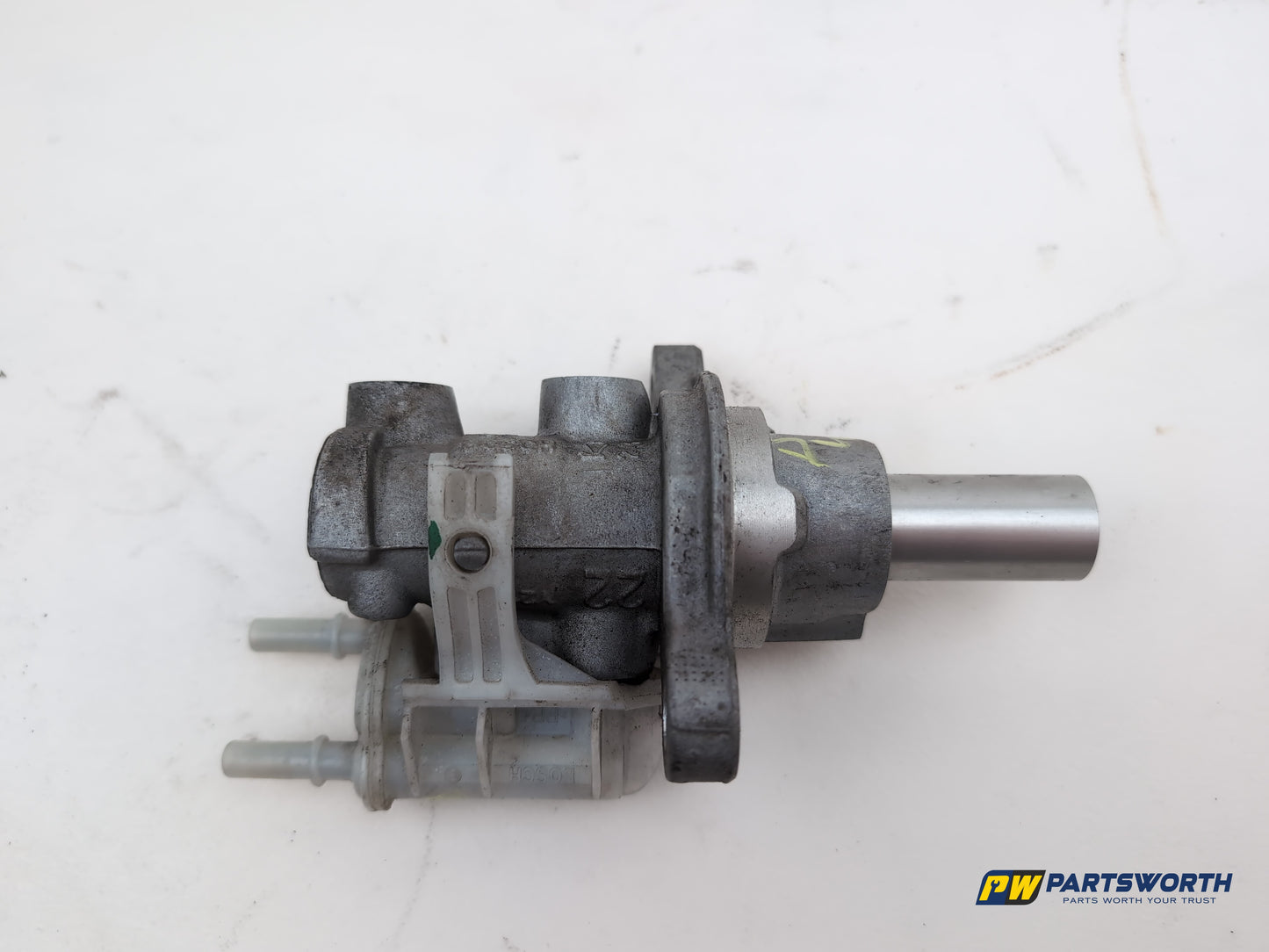 Vauxhall Corsa Se 1.2l Petrol Brake Master Cylinder 2006-2014 - photo 2