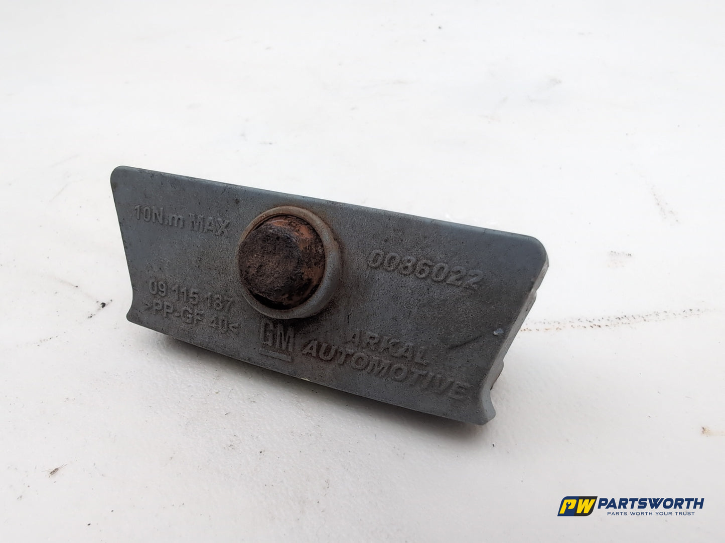 Vauxhall Corsa Se 1.2l Petrol Battery Holding Clamp 09115187 2006-2014 - photo 2