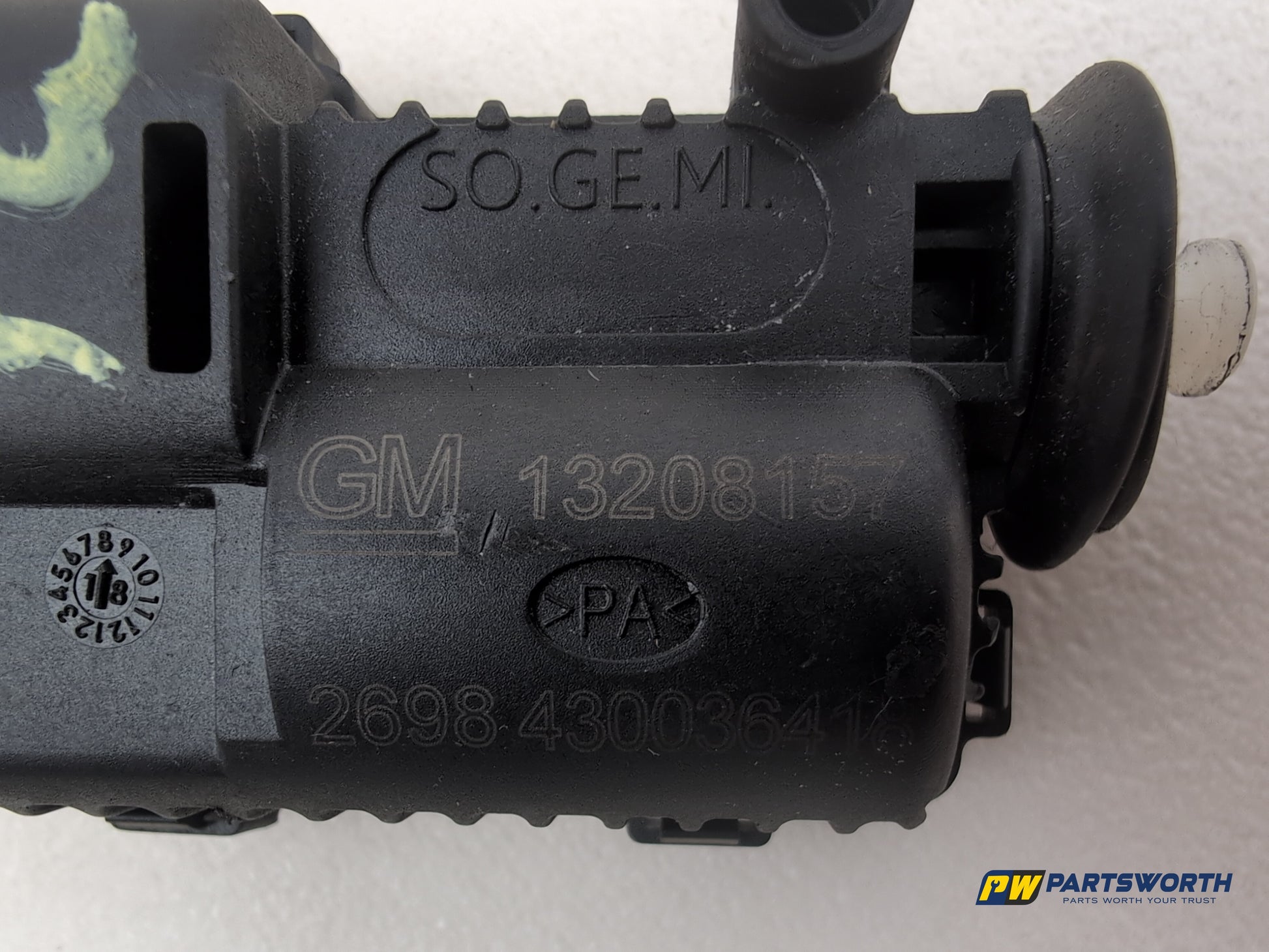 Vauxhall Corsa Se 1.2l Petrol Fuel Flap Motor 13208157 2006-2014 - photo 2