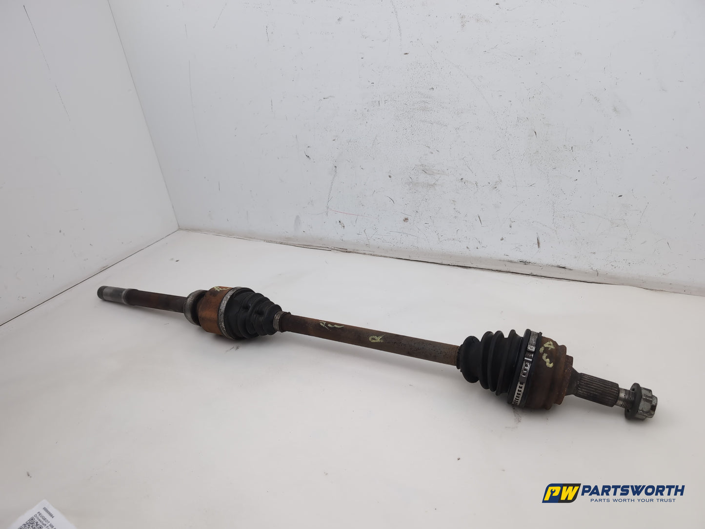 Peugeot 308 Allure Blue 1.6l Diesel Driveshaft Front Rh Driver Side 2013-2021 - photo 2