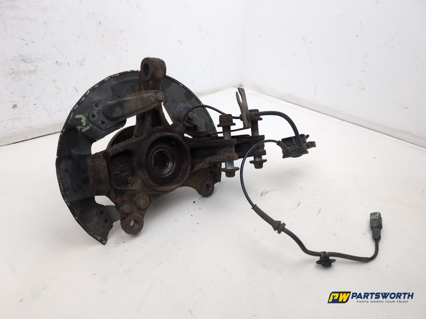 Peugeot 308 Allure Blue Hdi Wheel Hub Front Lh Passenger Side 2013-2021 - photo 2