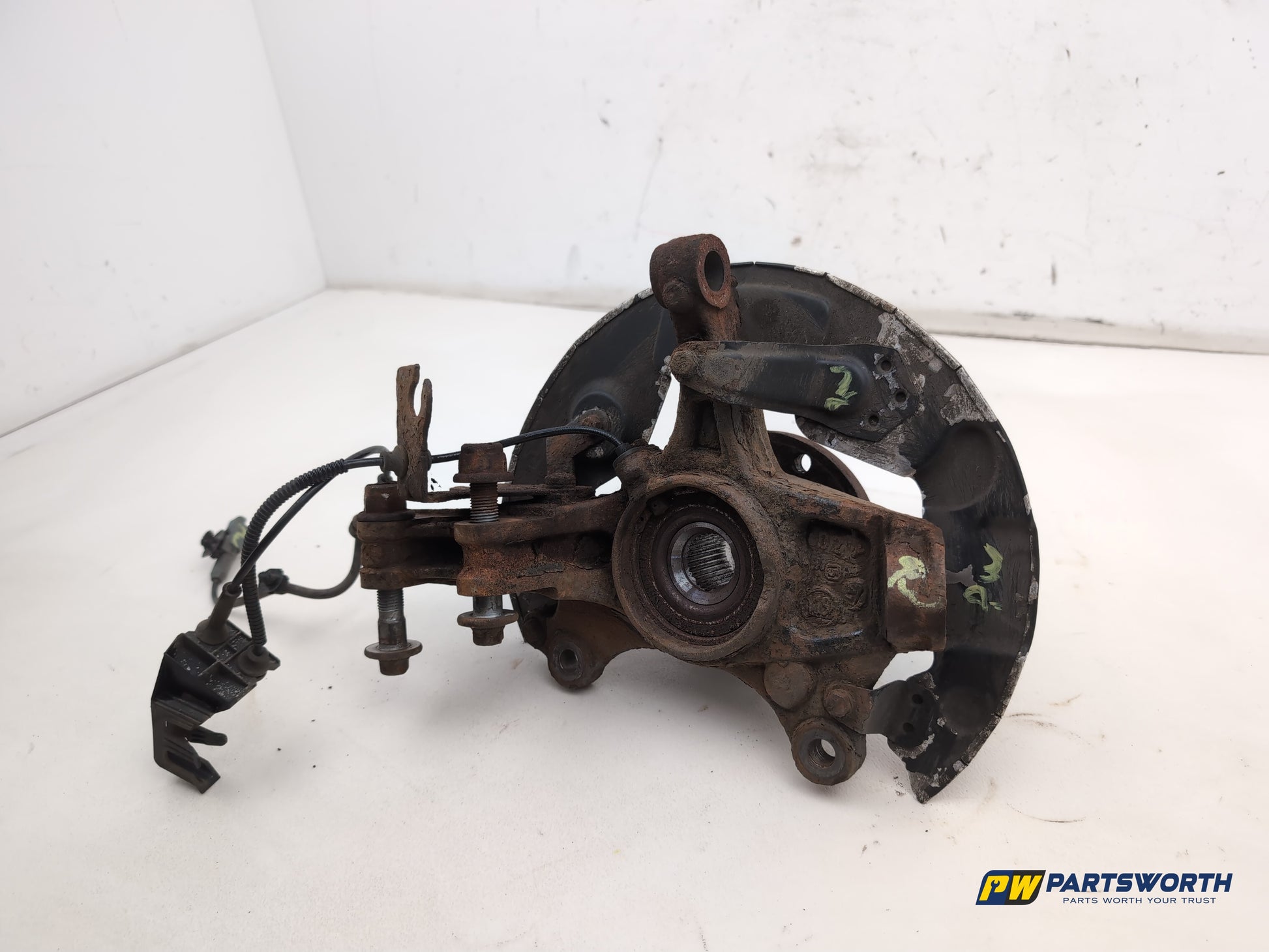 Peugeot 308 Allure Blue Hdi Wheel Hub Front Rh Driver Side 2013-2021 - photo 2