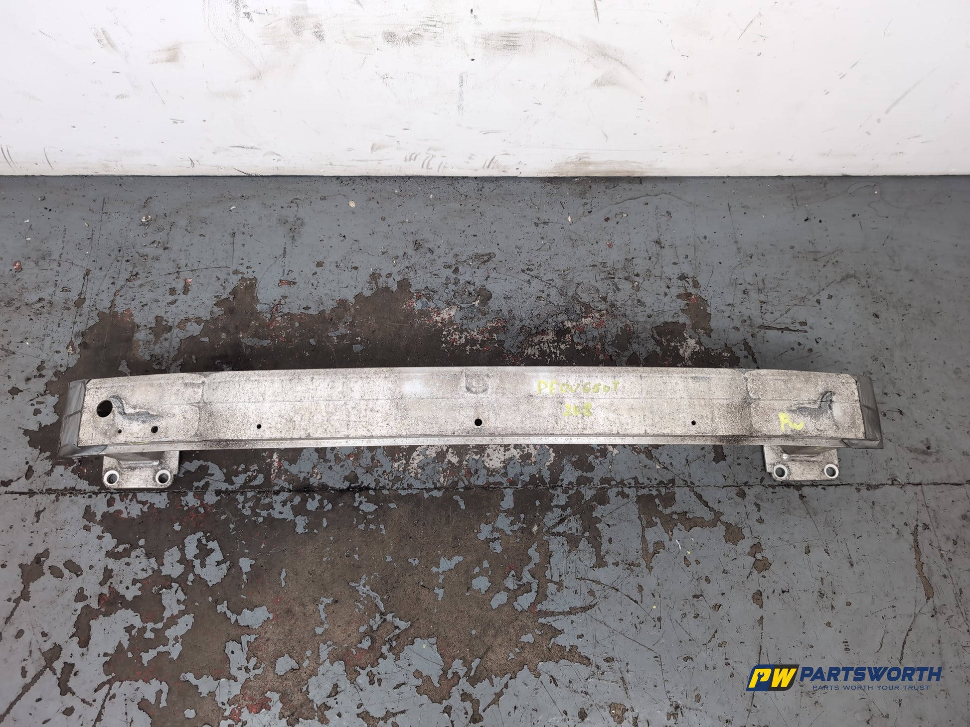 Peugeot 308 Allure Blue Hdi Bumper Front Reinforcement 2013-2017 - photo 2