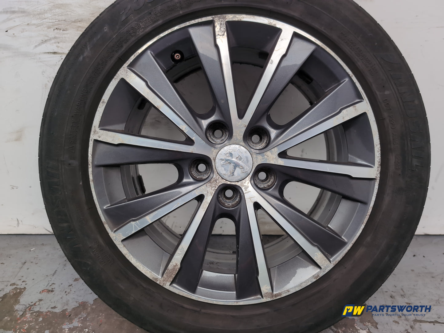 Peugeot 308 Allure Blue Hdi Alloy Wheel With Tyre 205/55 R16 9677989677 - photo 2