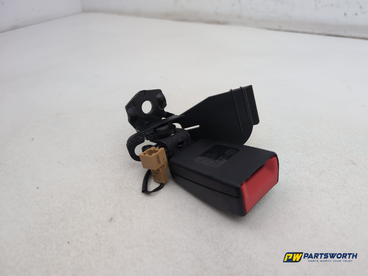 Audi A6 S Line Black Ed Tdi Seat Belt Buckle Rear Right Driver Side 4g0857740b - photo 2