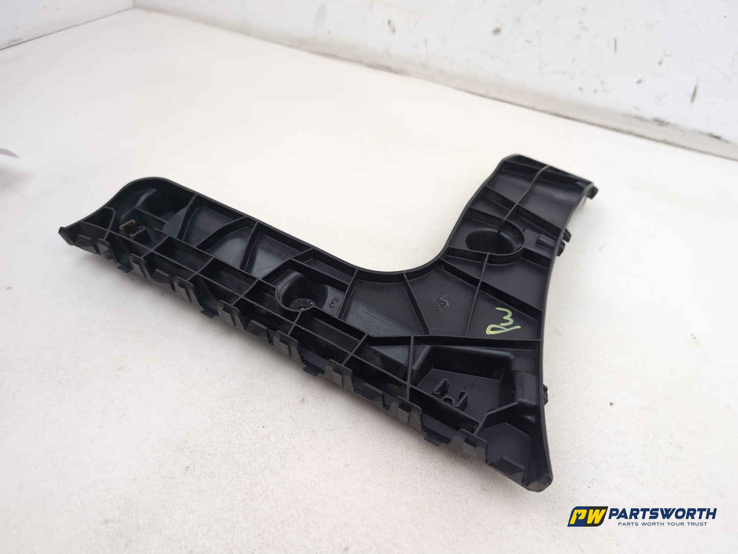 Audi A6 S Line Black Ed Tdi Quat Sa Left Rear Bumper Mounting Bracket 4g5807453c - photo 2