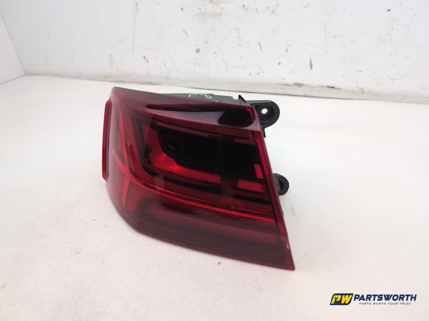 Audi A6 S Line Black Ed Tdi Led Lamp Assembly Rear Lh Passenger Side 4g5945095e - photo 2