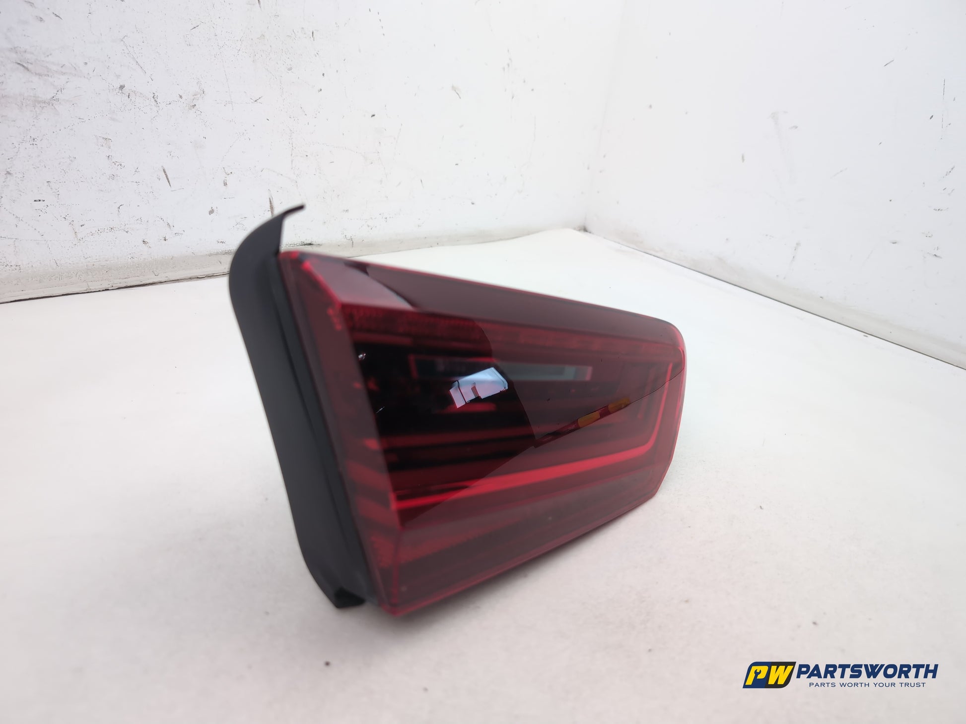Audi A6 S Line Black Ed Tdi Quat Led Lamp Assembly Rear Inner Lh Passenger Side - photo 2