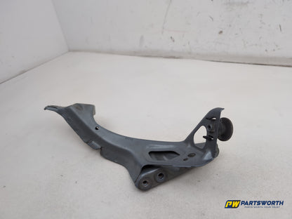 Audi A6 S Line Black Ed Wing Mount Bracket Front Left Passenger Side 4g0805815 - photo 2