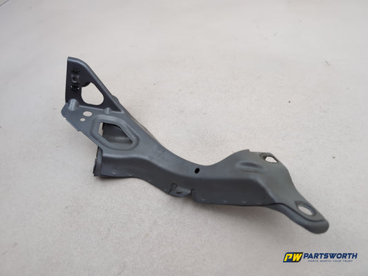 Audi A6 S Line Black Front Wing Mount Bracket Right Driver Side 4g0805816 - photo 2